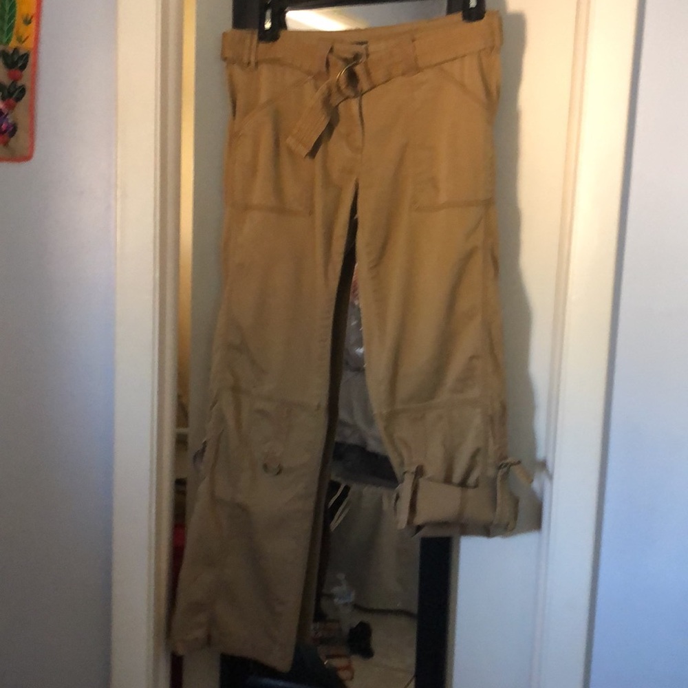 Tommy Hilfiger khaki cargo pants with belt size 10. You can roll up!